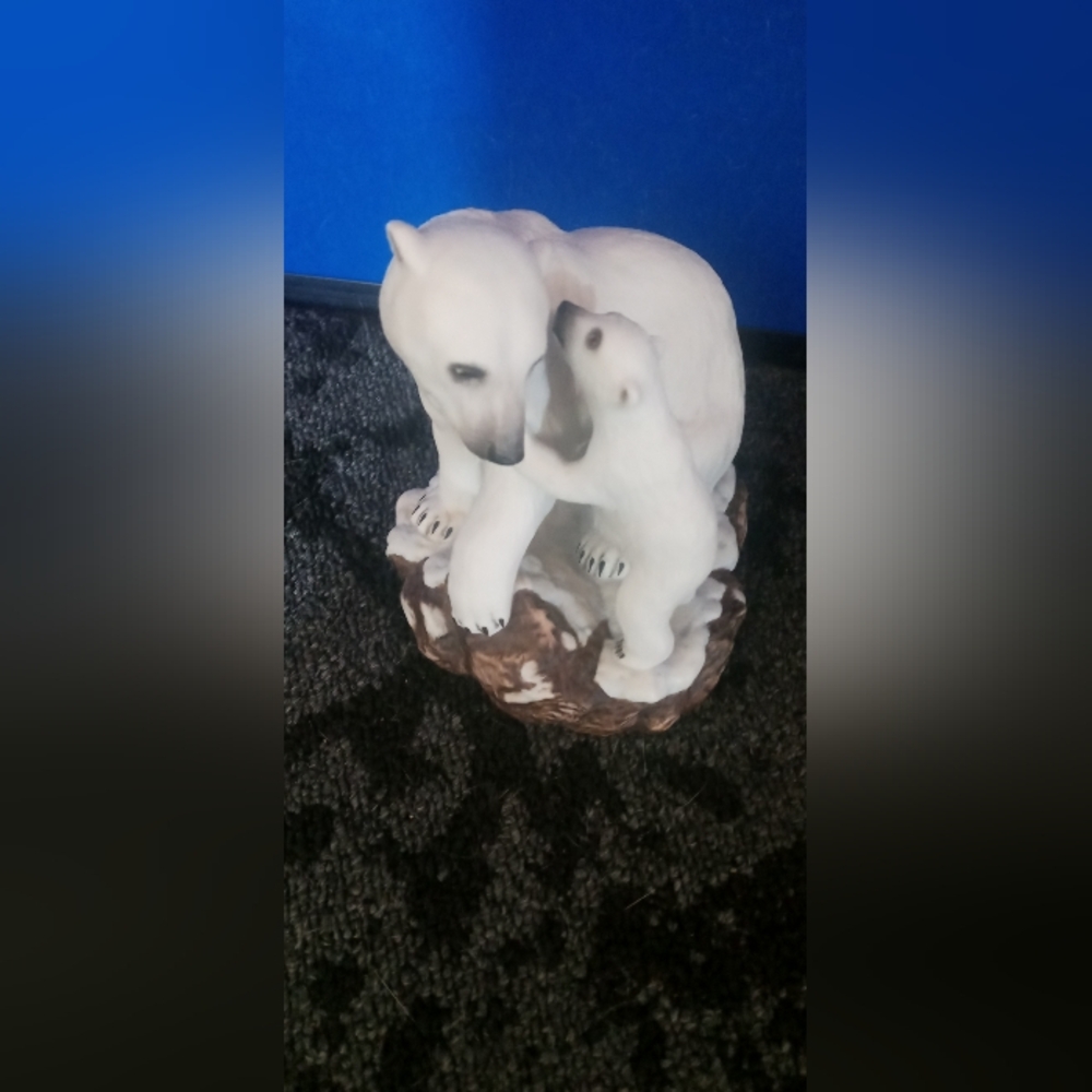 Polar Bear Figurine nature gentle majesty bear hug fine porcelain lenox 1990 - Picture 5 of 8